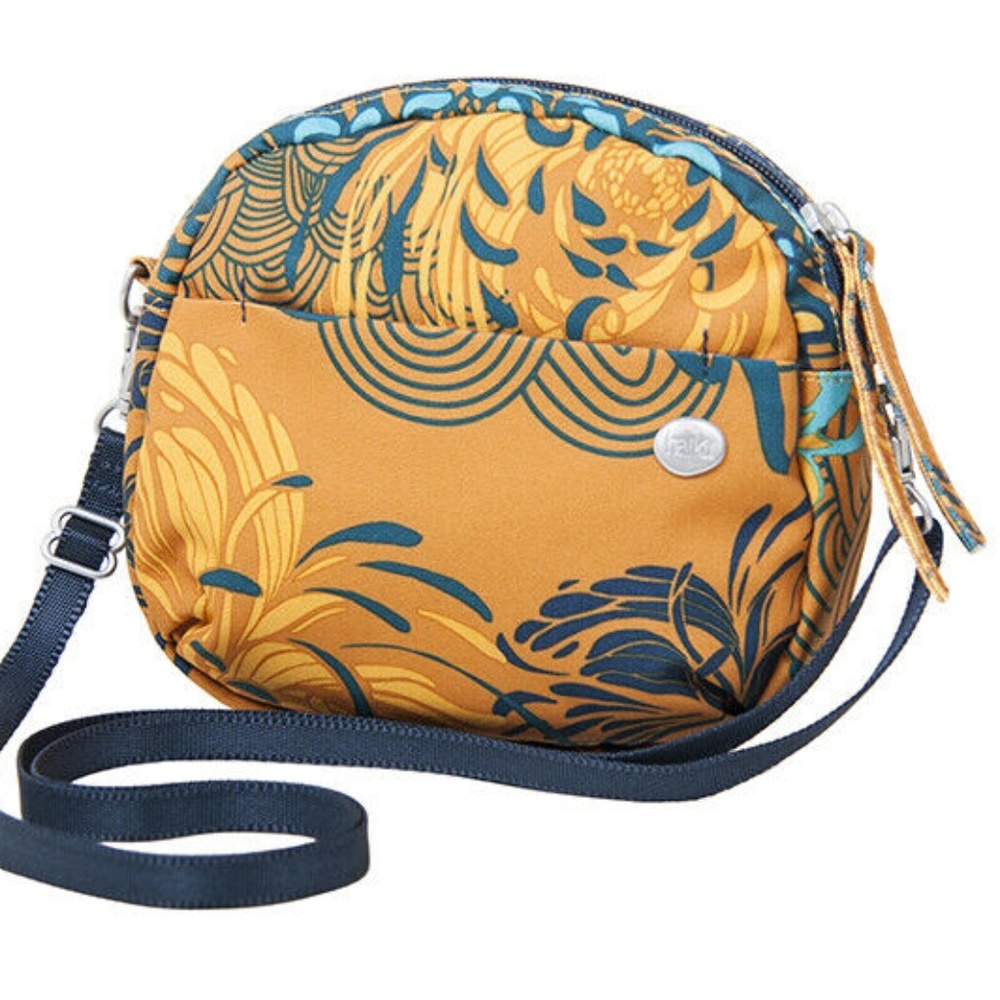 Haiku Cairn Amber Mum Toss print  NWOT SOLD